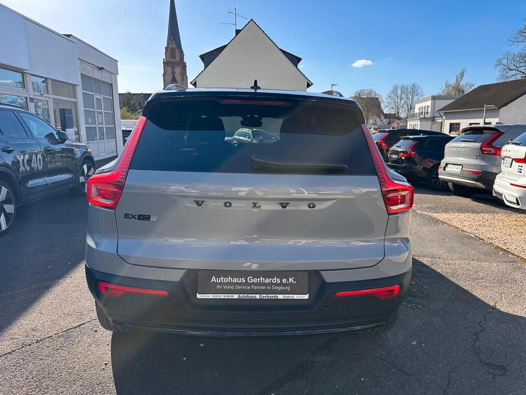 Volvo EX40