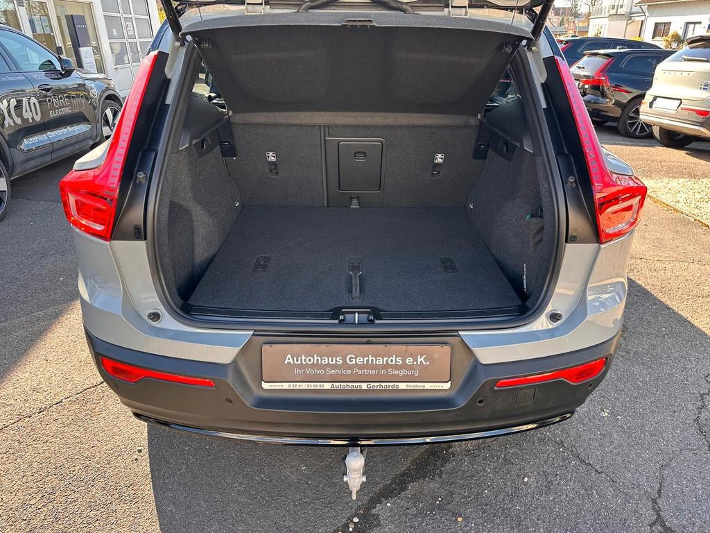Volvo EX40
