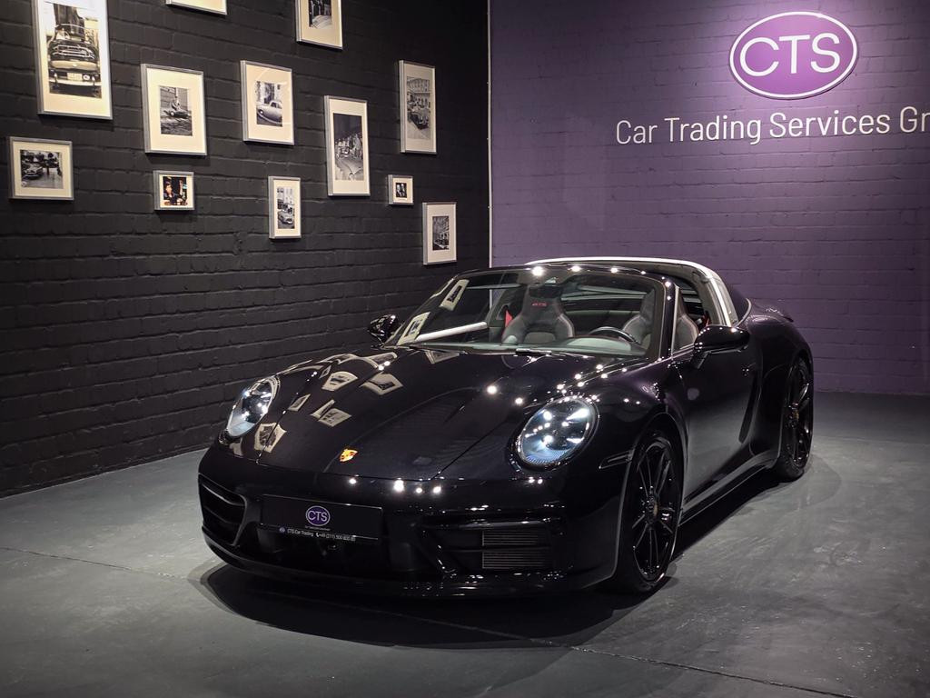 Porsche 911 GTS 4 Targa