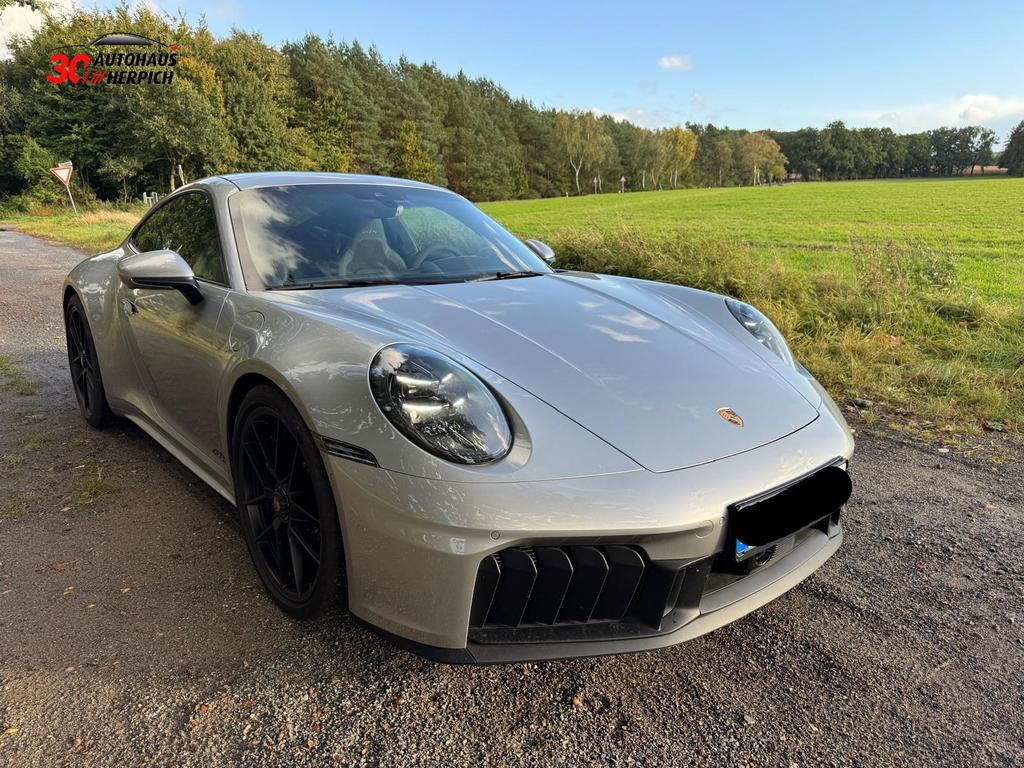 Porsche 911 GTS Coupé 4 992 Carrera