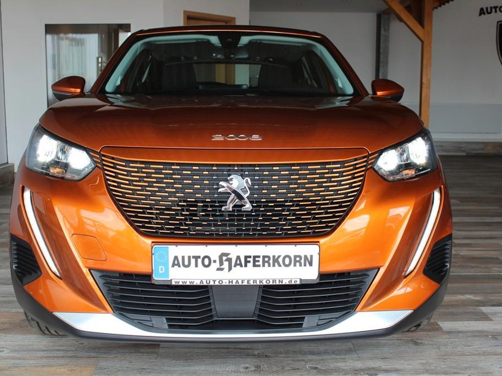Peugeot e-2008