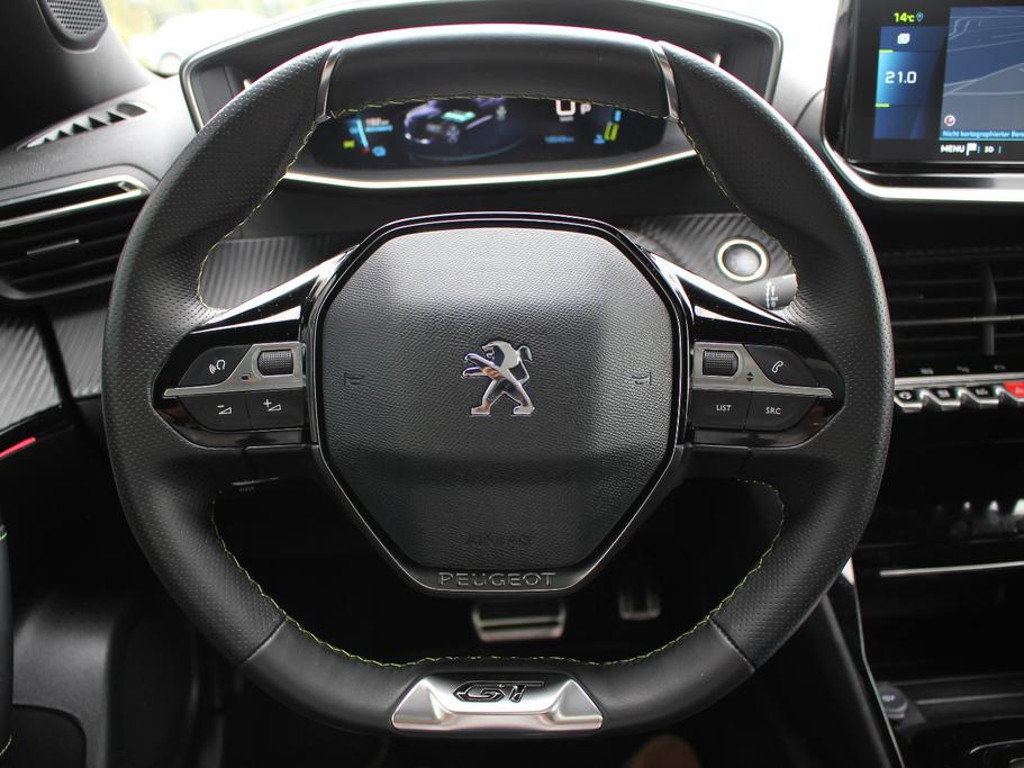 Peugeot e-2008