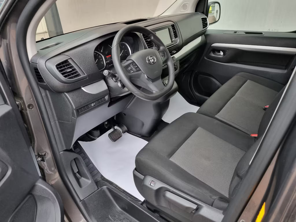Toyota Proace (Verso)