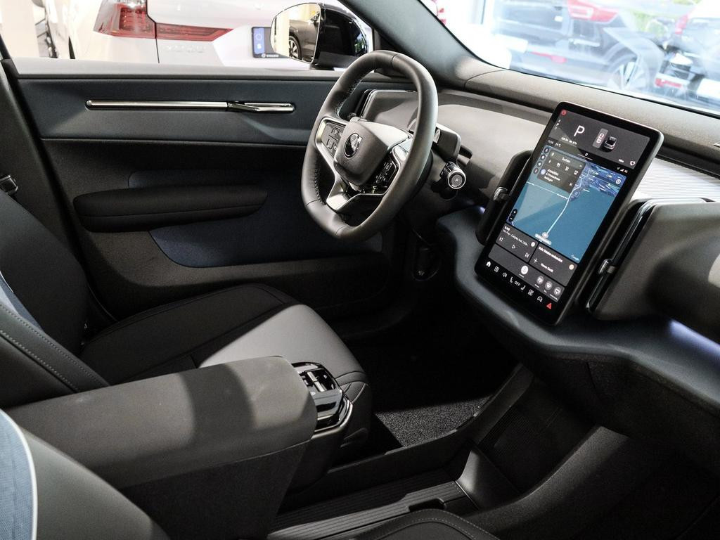 Volvo EX30