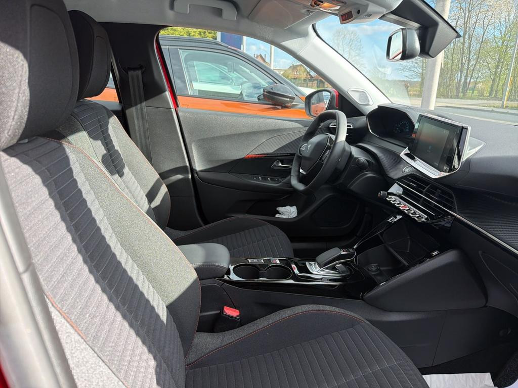 Peugeot e-2008