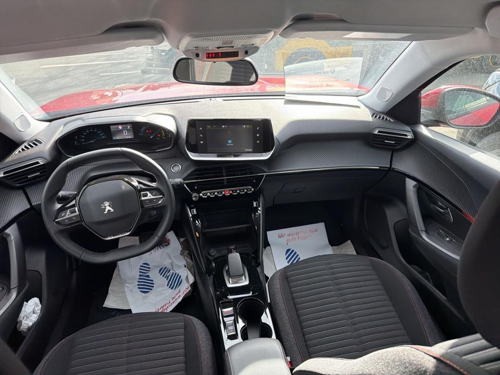 Peugeot e-2008