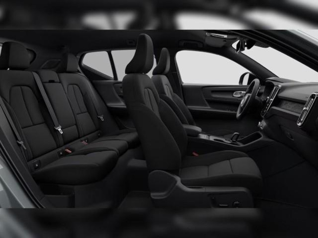 Volvo EX40