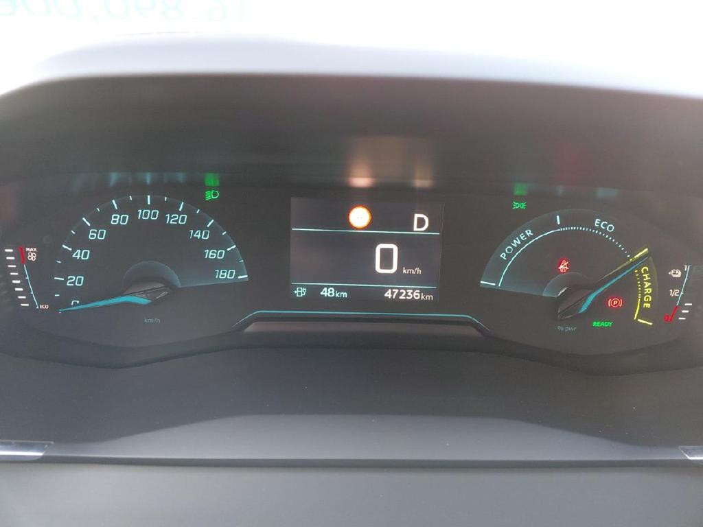 Peugeot e-2008