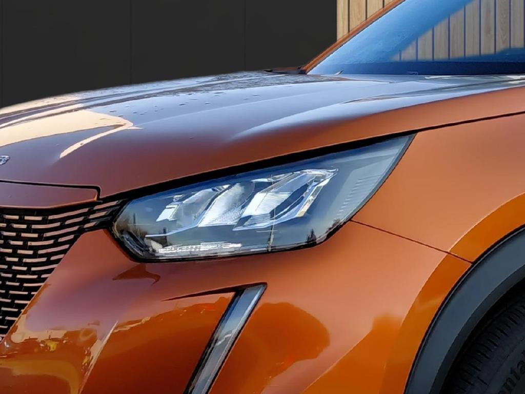 Peugeot e-2008