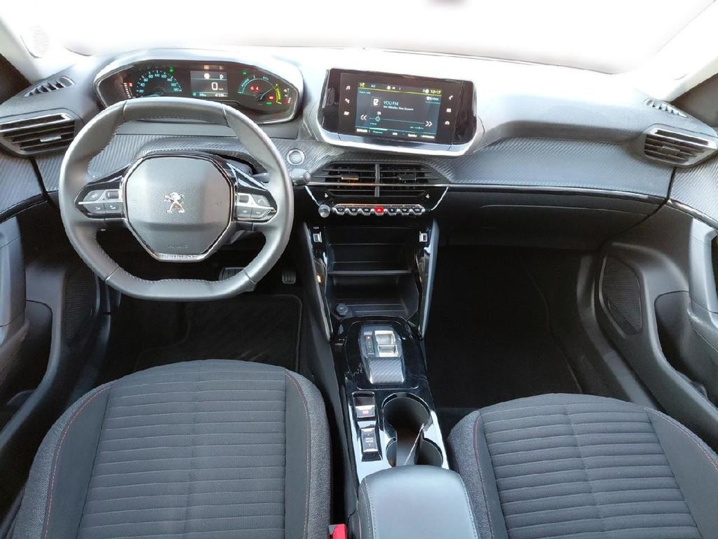 Peugeot e-2008