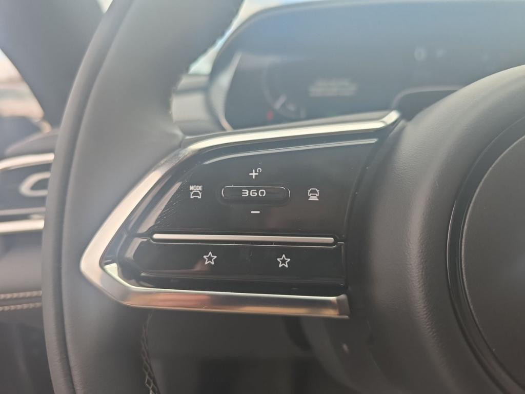 Mazda 6e