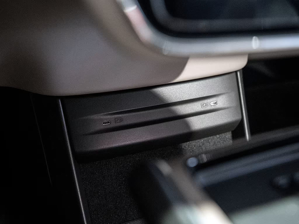 Volvo EX90