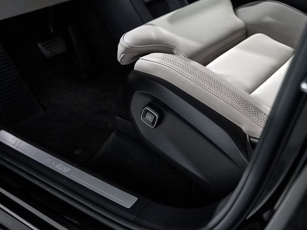 Volvo EX90