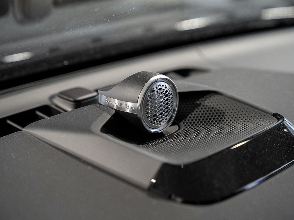 Volvo EX90