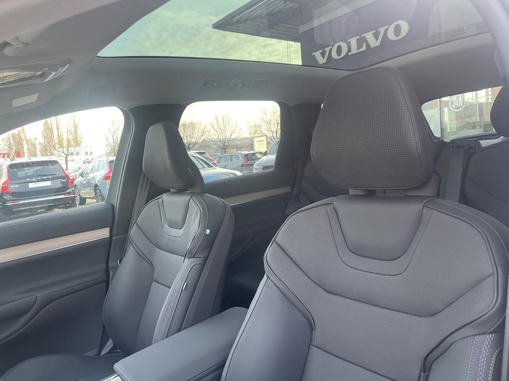 Volvo EX90