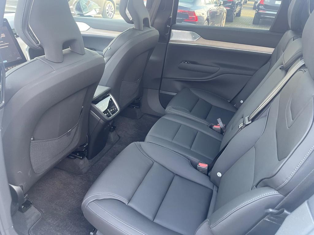 Volvo EX90