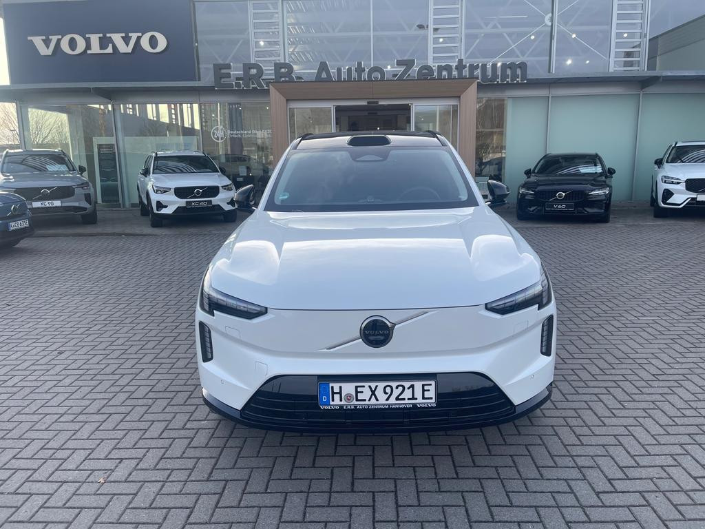 Volvo EX90