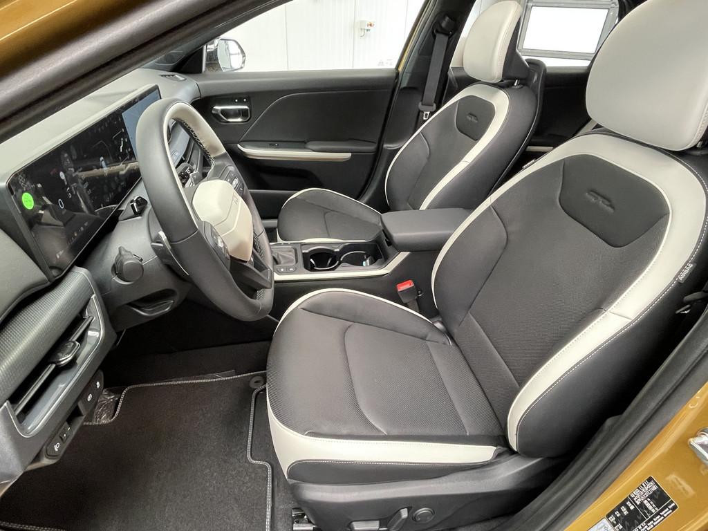 Kia K4