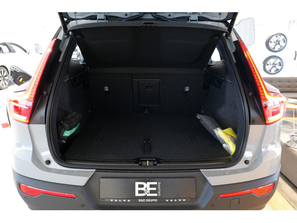 Volvo EX40