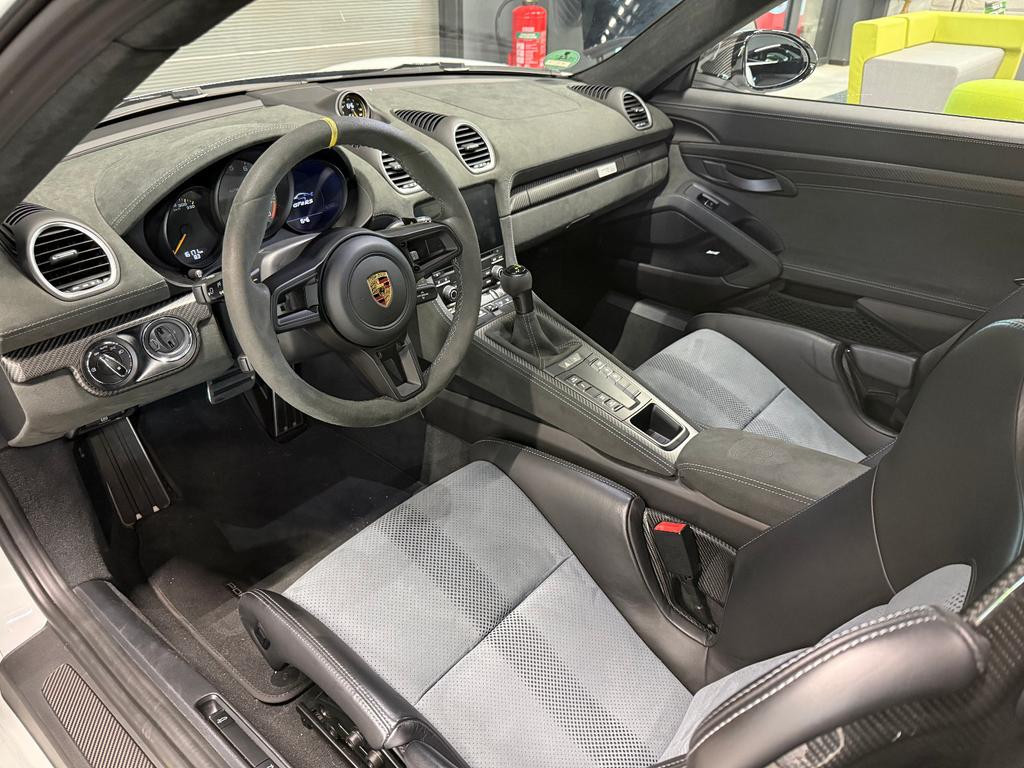 Porsche Cayman
