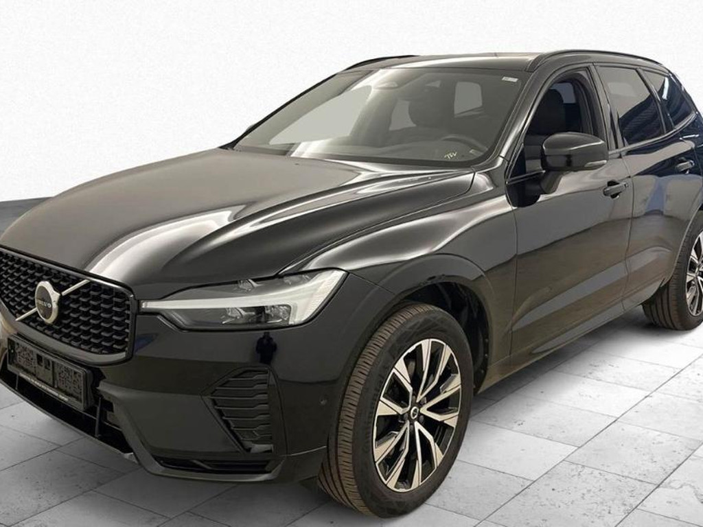 Volvo XC60 AWD Plus Dark