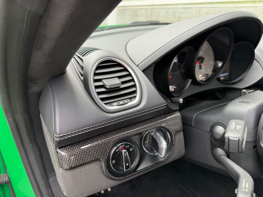 Porsche Cayman