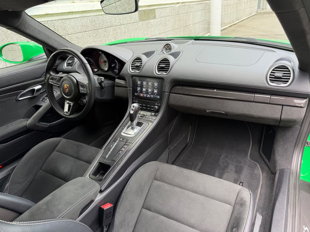 Porsche Cayman