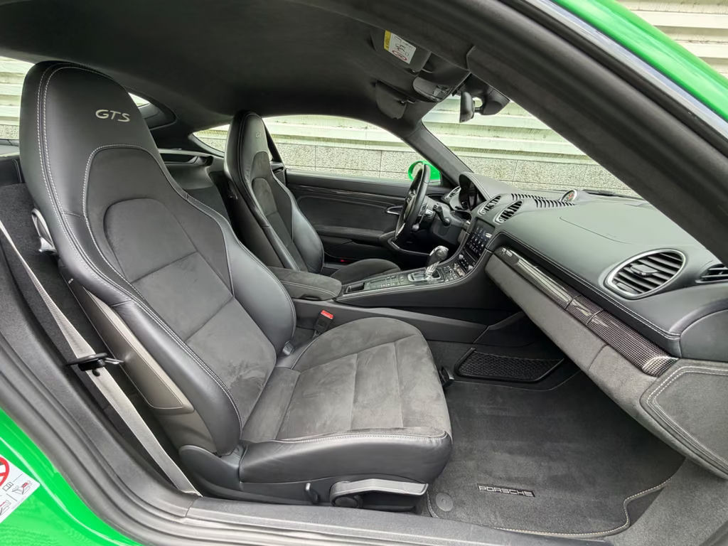 Porsche Cayman
