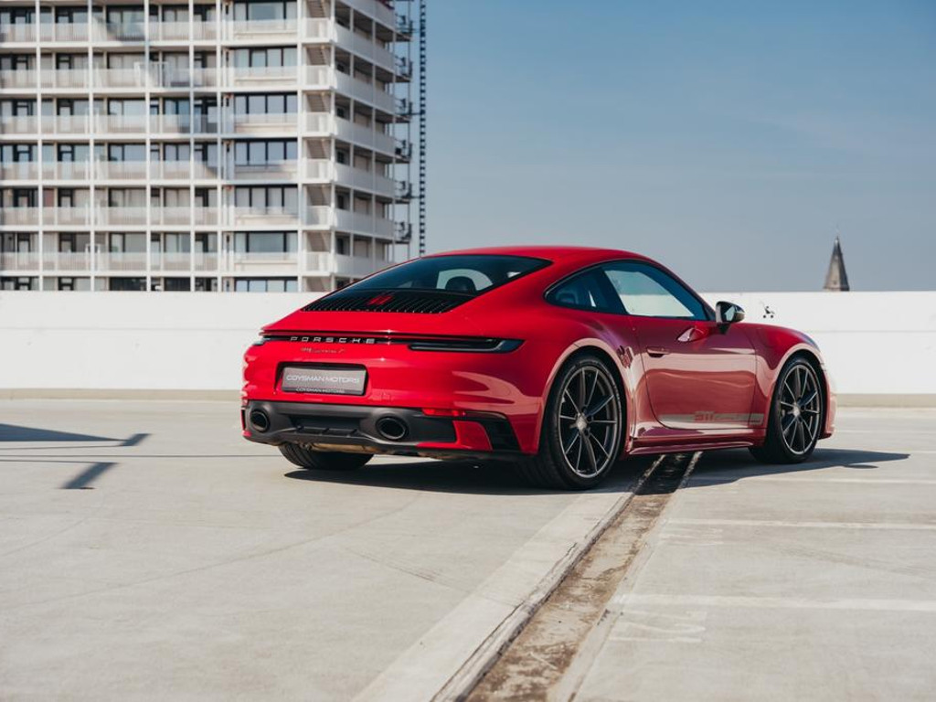 Porsche 911