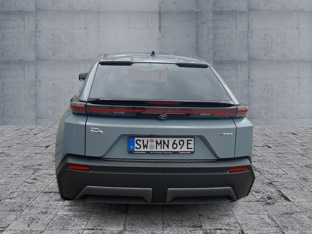 Toyota C-HR + 77 kWh  // Teamplayer