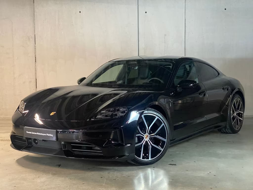 Porsche Taycan Black Edition
