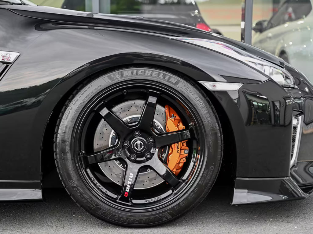 Nissan GT-R