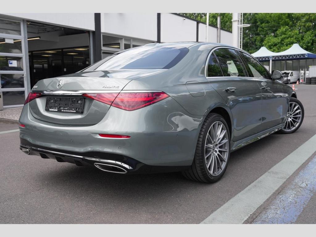 Mercedes-Benz S-Klasse