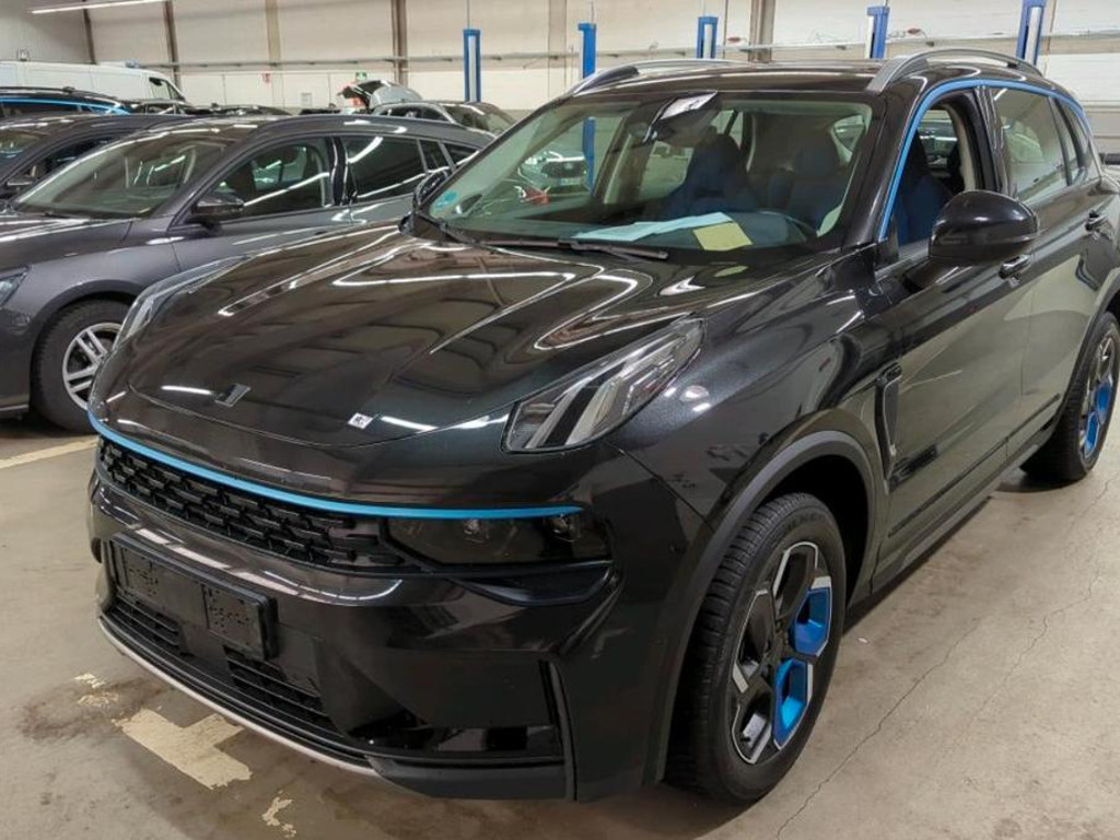 Lynk&Co 01