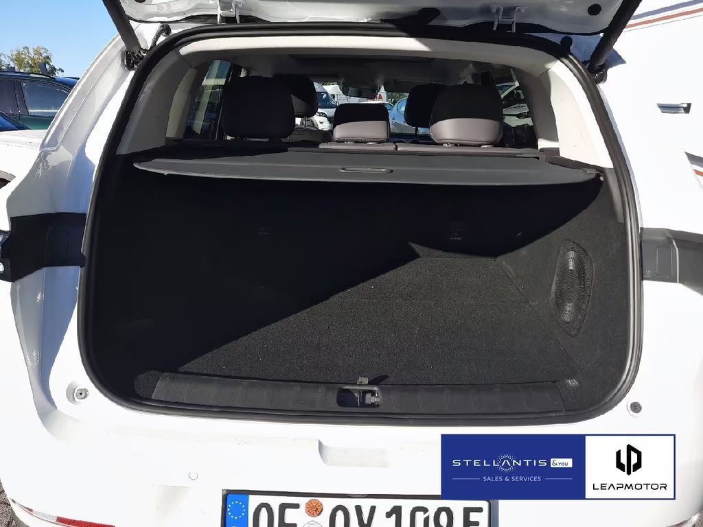 Leapmotor C10