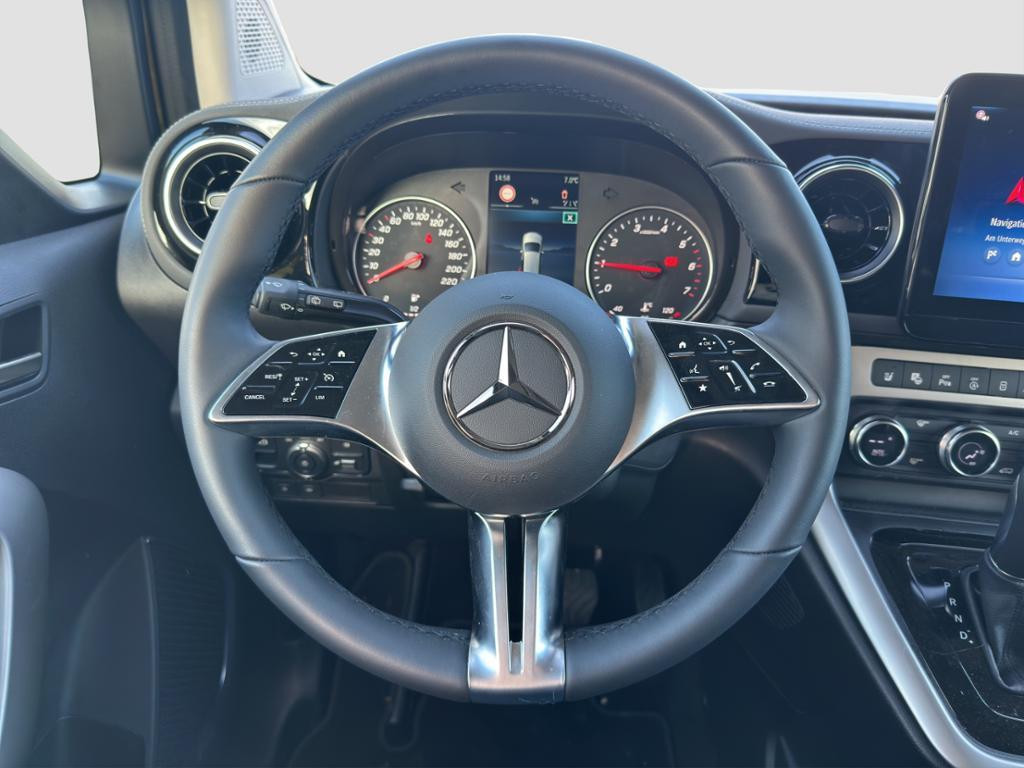 Mercedes-Benz T 180