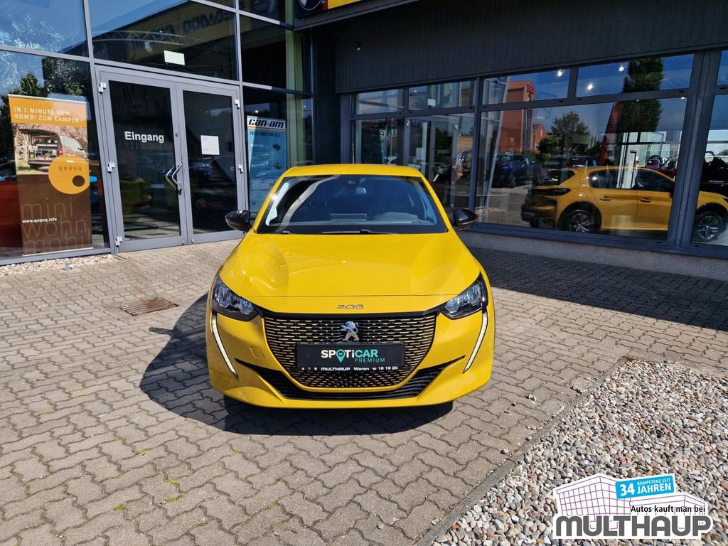 Peugeot e-208