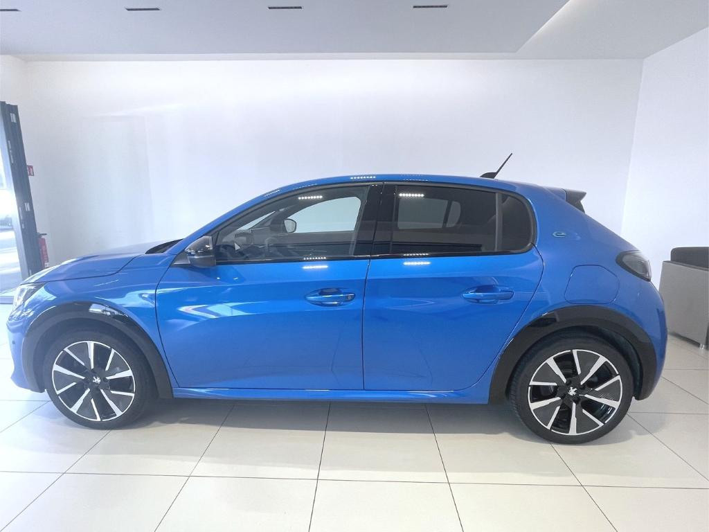 Peugeot e-208