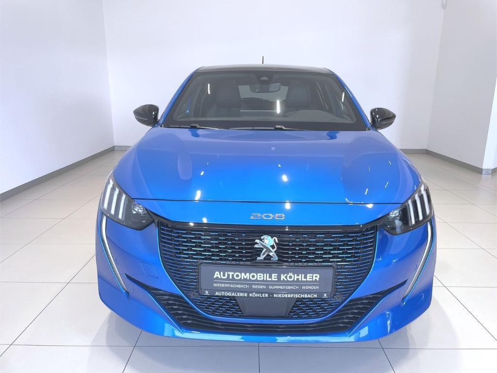 Peugeot e-208