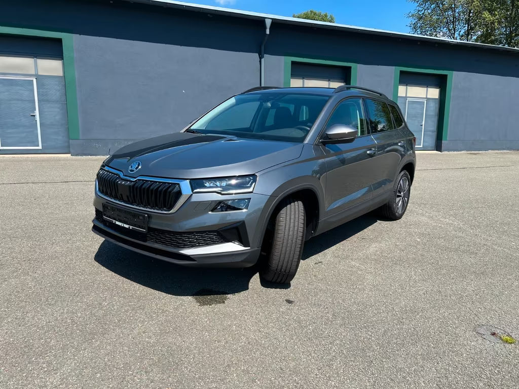 Skoda Karoq Balance 1,5 TSI DSG NAVI LED Kamera