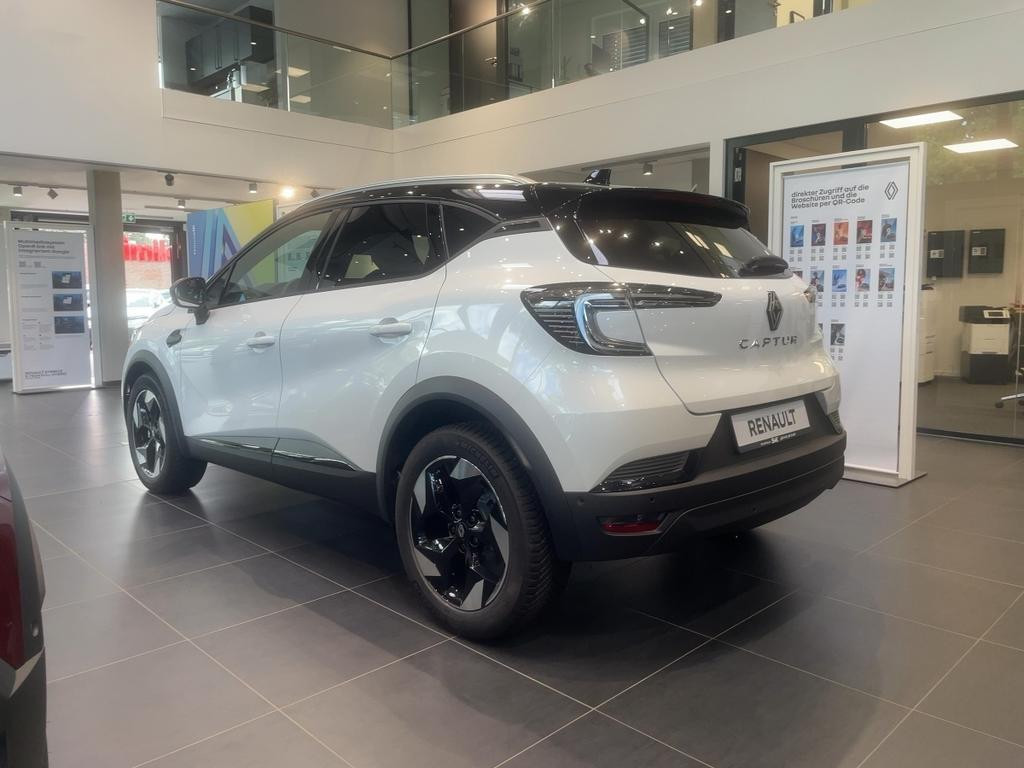 Renault Captur EDC Hybrid Techno