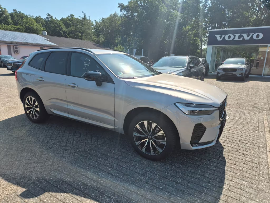 Volvo XC60 Plus Dark