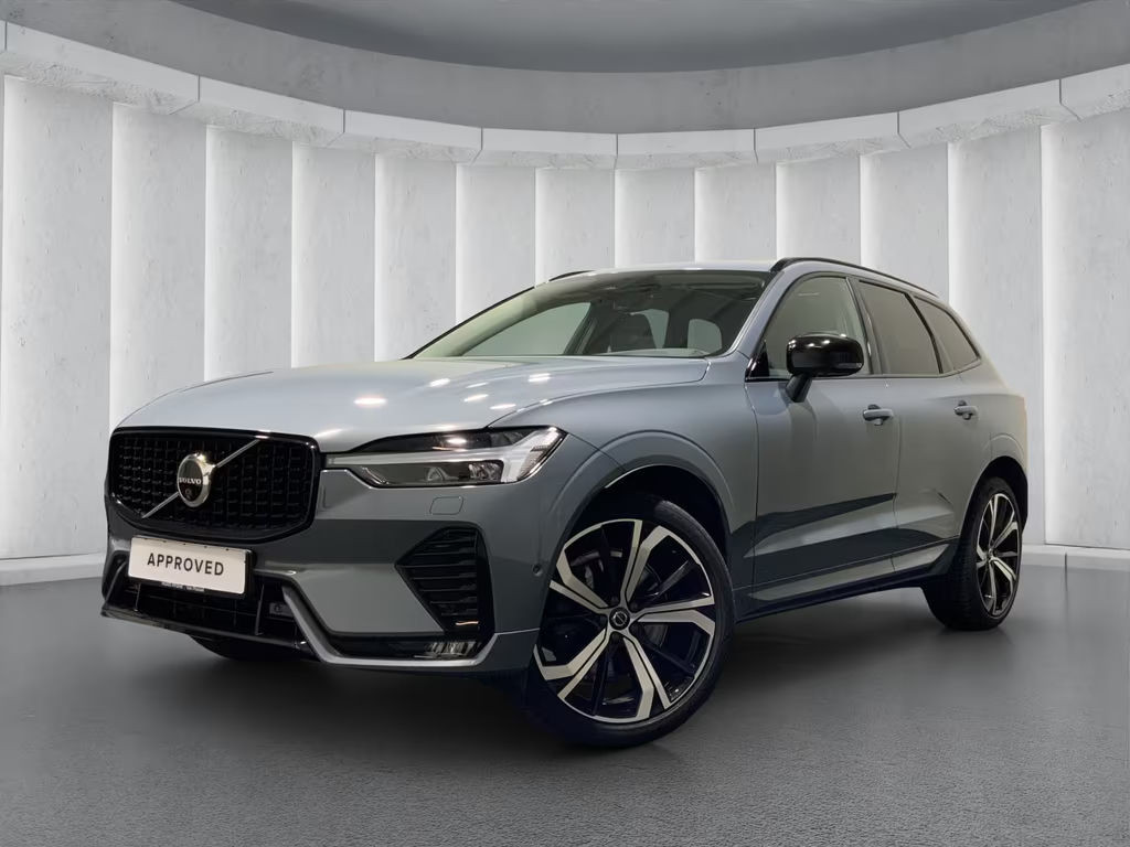 Volvo XC60 Plus Dark