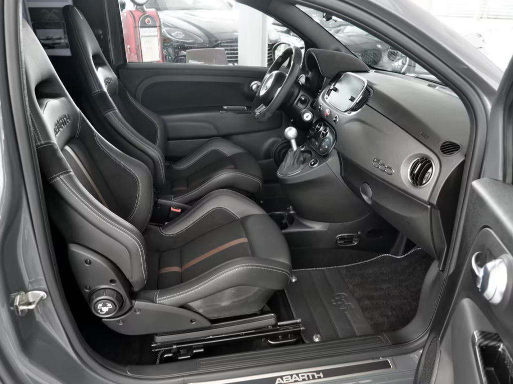 Abarth 695
