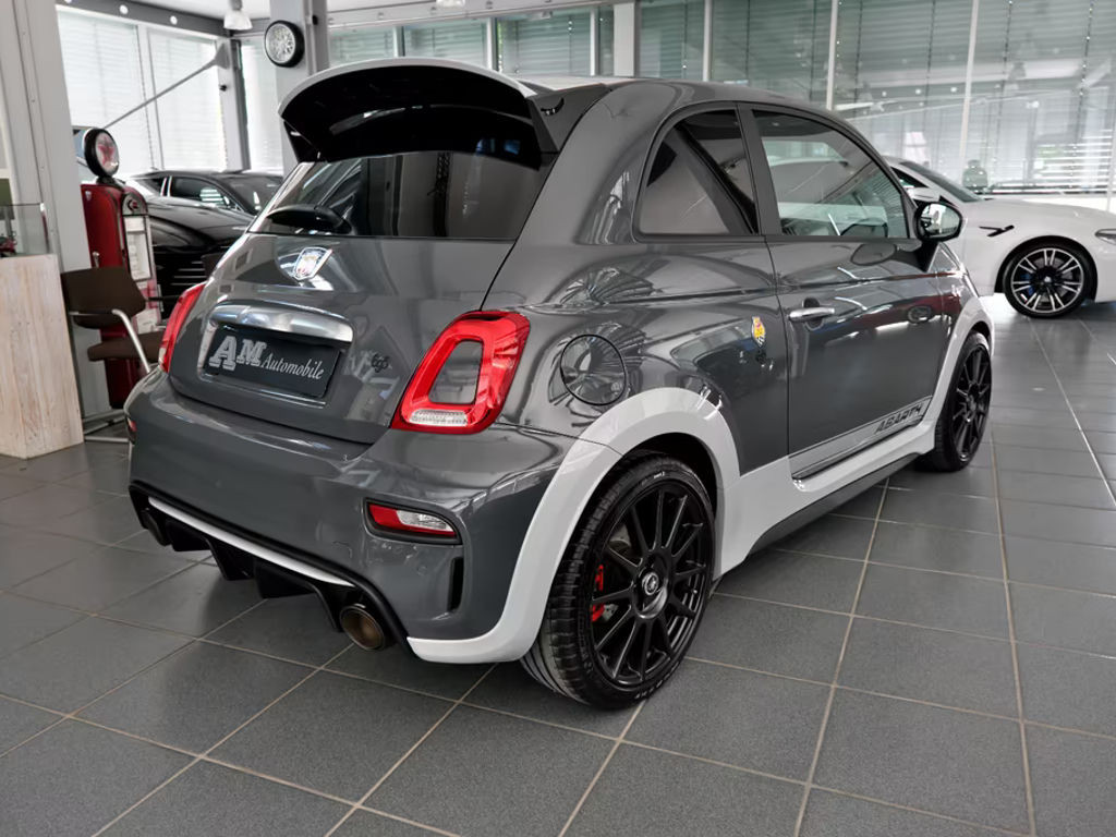Abarth 695
