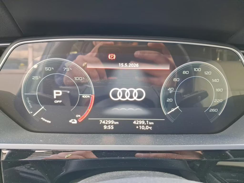 Audi e-tron