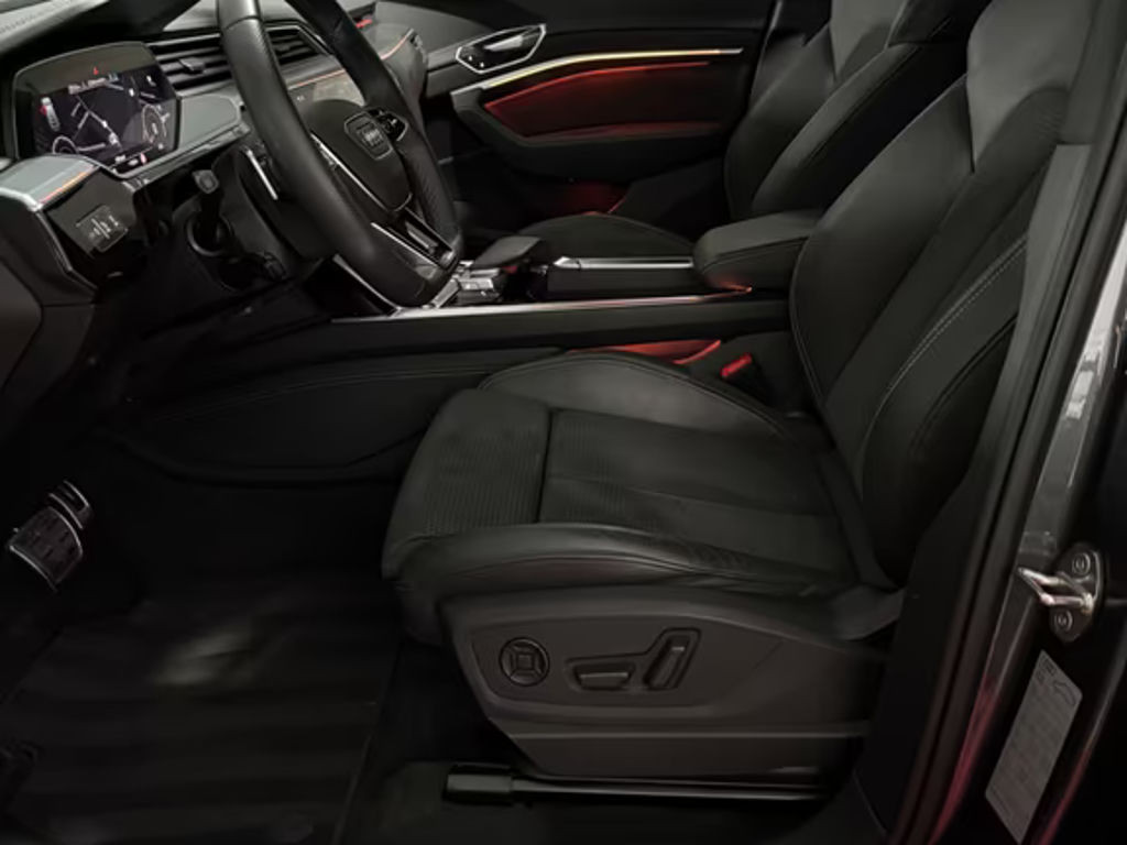 Audi Q8 e-tron