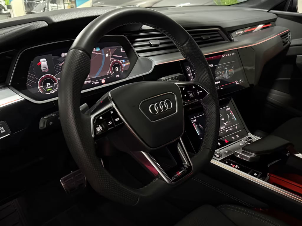 Audi Q8 e-tron
