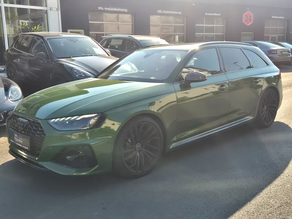 Audi RS4