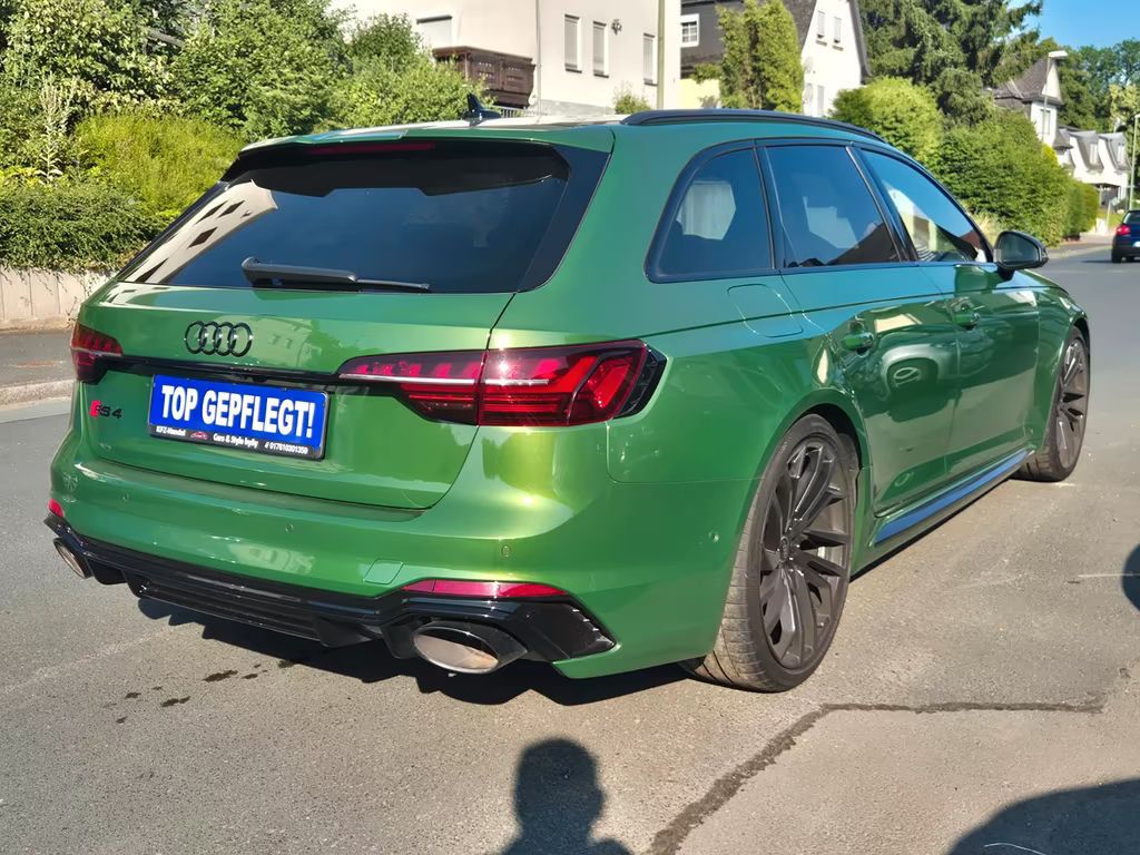 Audi RS4